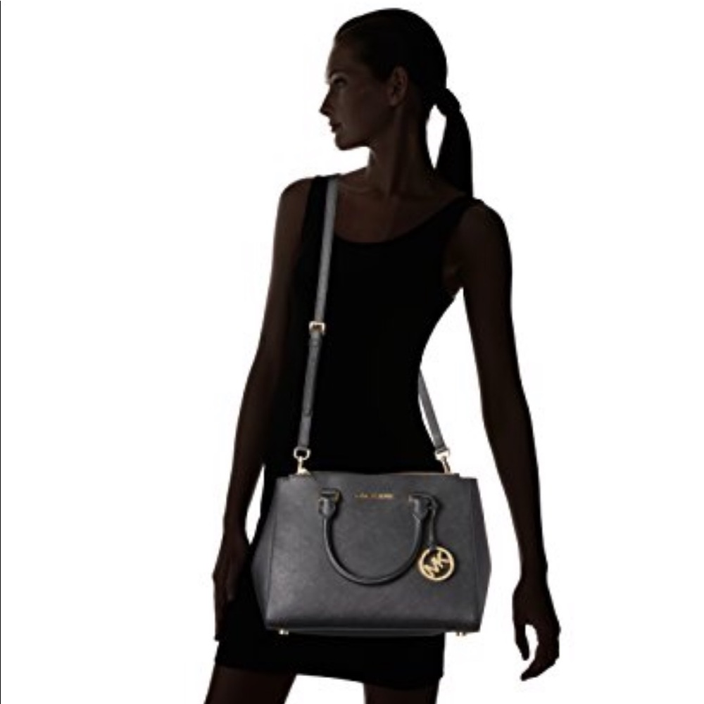 💯% Authentic Michael Kors Handbag